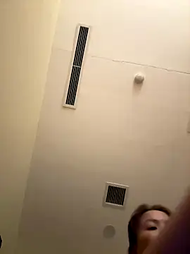    Dorry02    online show from December 22, 2025, 9:28 am