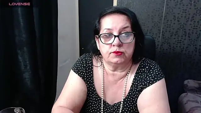 Snapshot of MissSanjanne chatting on May 19, 2026, 7:42 pm MissSanjanne online show from May 19, 2026, 7:42 pm