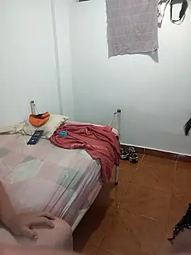 Ladeseosa online show from October 1, 2025, 12:05 am