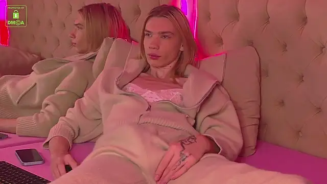 RobertDevine online show from October 17, 2025, 4:20 pm