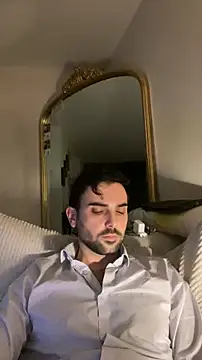 Snapshot of eauminerale chatting on February 16, 2026, 9:11 pm eauminerale online show from February 16, 2026, 9:11 pm