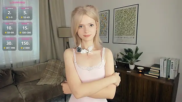 LaureMestler online show from October 14, 2025, 8:15 am