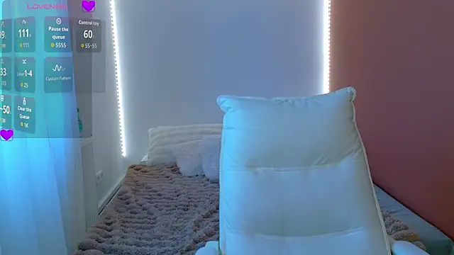 Anaayss  online show from April 2, 2026, 5:05 am