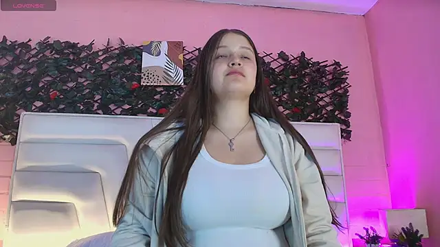 Krystal Heartss online show from February 14, 2026, 1:19 pm