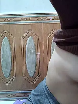 Snapshot of Linda-pusy chatting on January 13, 2026, 2:28 am Linda-pusy online show from January 13, 2026, 2:28 am