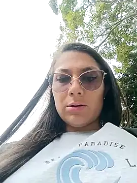 Mia-love-03 online show from October 5, 2025, 4:05 pm