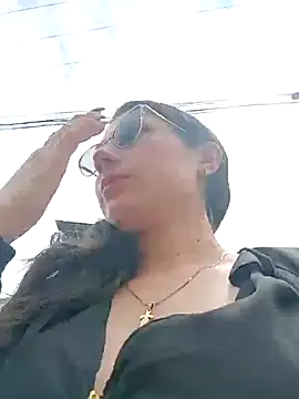 Mia-love-03 online show from October 14, 2025, 4:30 pm