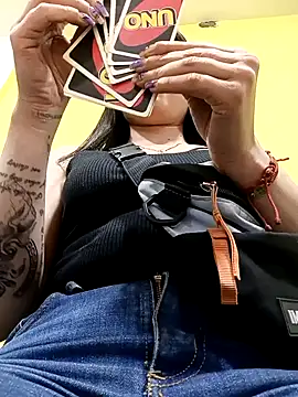 Mia-love-03 online show from October 25, 2025, 10:37 pm