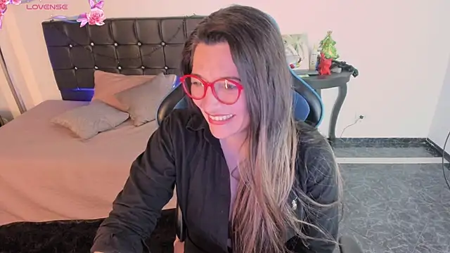 Hanna MA online show from November 22, 2025, 11:37 pm