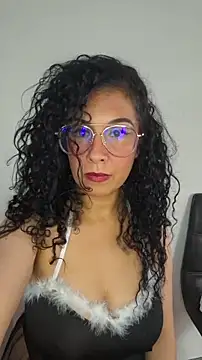 LondonHilton online show from February 10, 2026, 5:28 pm