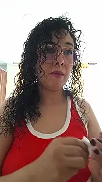 LondonHilton online show from April 14, 2026, 6:03 pm