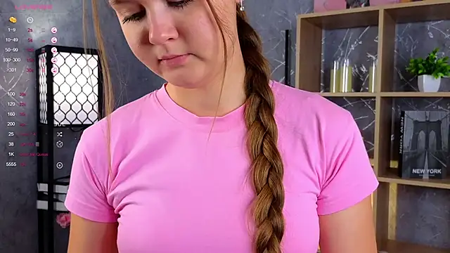 ElenoreReth online show from October 12, 2025, 1:26 am