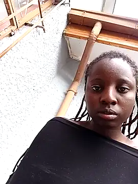 HotPetite 25 online show from October 6, 2025, 12:02 pm