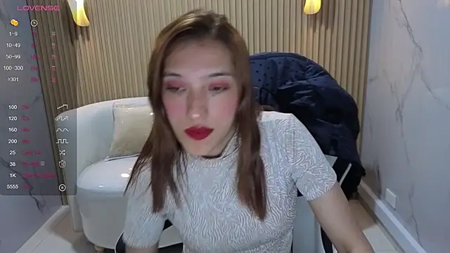 Snapshot of Skyler_Gracee_Tx chatting on November 7, 2025, 2:44 am Skyler Gracee Tx online show from November 7, 2025, 2:44 am