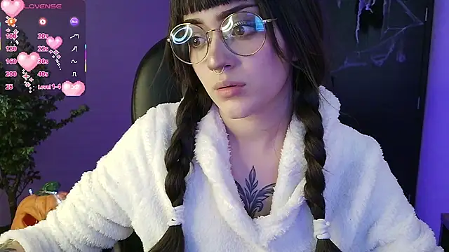 LesRose online show from October 1, 2025, 6:25 pm