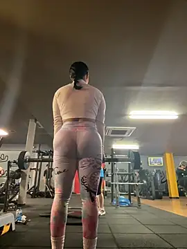 Anavalle online show from November 29, 2025, 2:53 pm