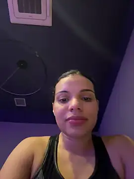 Anavalle online show from April 9, 2026, 8:14 pm