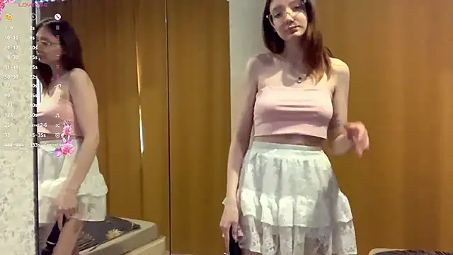 KrystinFunches online show from September 28, 2025, 9:14 am