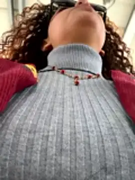 PrettyLia online show from February 25, 2026, 3:43 pm