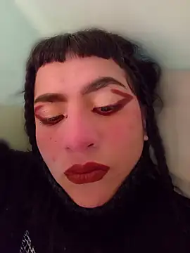 kitty  chs online show from April 21, 2026, 3:28 pm