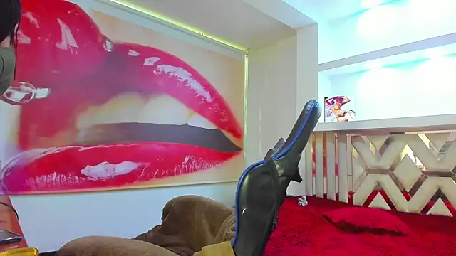 lala clark online show from October 1, 2025, 12:11 pm