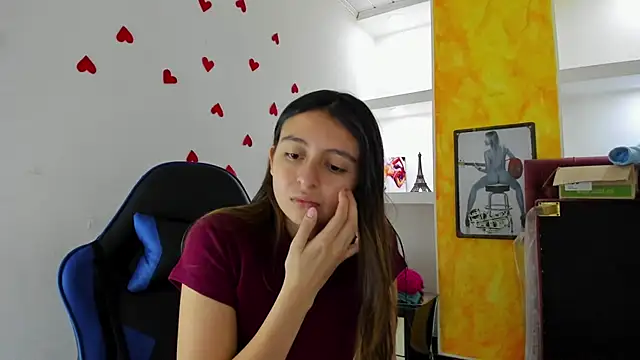 lala clark online show from March 6, 2026, 9:00 pm