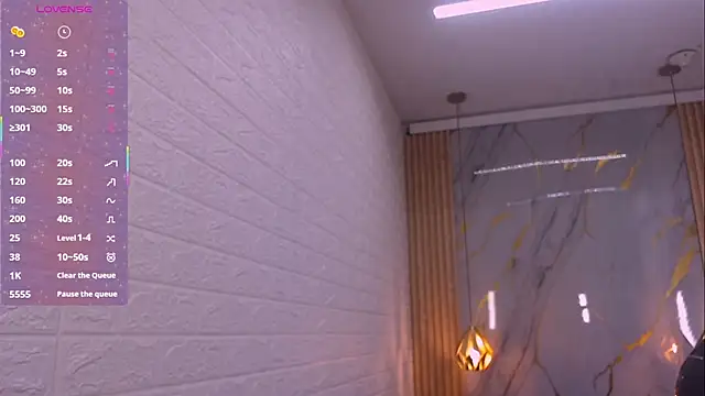 kat 96  online show from December 14, 2025, 7:40 pm