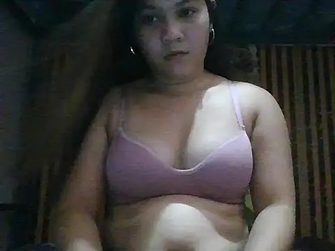Snapshot of _charmingpixie15 chatting on July 14, 2026, 10:43 am charmingpixie15 online show from July 14, 2026, 10:43 am