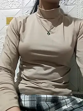 Lover-loverxx online show from November 14, 2025, 12:04 pm