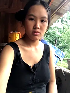 Mai lovely online show from October 11, 2025, 2:33 am