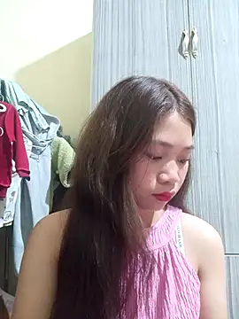 Mayy1 online show from September 24, 2025, 2:20 pm