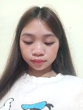 Mayy1 online show from October 25, 2025, 1:46 am