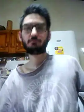 Fefede97  online show from November 5, 2025, 5:29 am