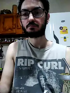 Fefede97  online show from November 9, 2025, 4:22 am