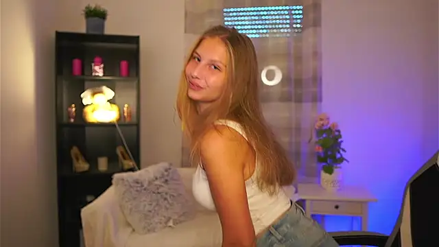 emmie murray online show from November 5, 2025, 2:06 pm