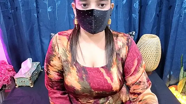 Sanvi-Queen online show from December 21, 2025, 7:10 pm