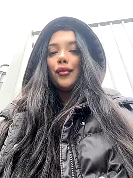 kiss Lissa online show from November 14, 2025, 10:14 am