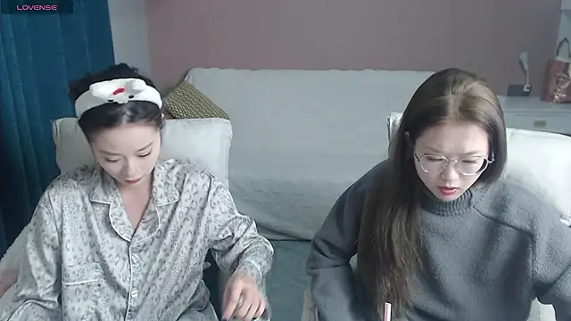 redrose520 online show from March 2, 2026, 12:34 pm