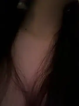 redrose520 online show from April 19, 2026, 11:20 am