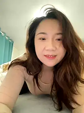 Momo-9988 online show from December 5, 2025, 4:58 pm