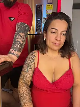 liz and thiago online show from October 12, 2025, 1:26 am