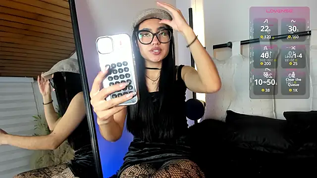 cherry bunnyx online show from November 7, 2025, 4:23 am