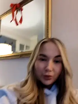 BarbieDolly x online show from December 5, 2025, 3:41 pm