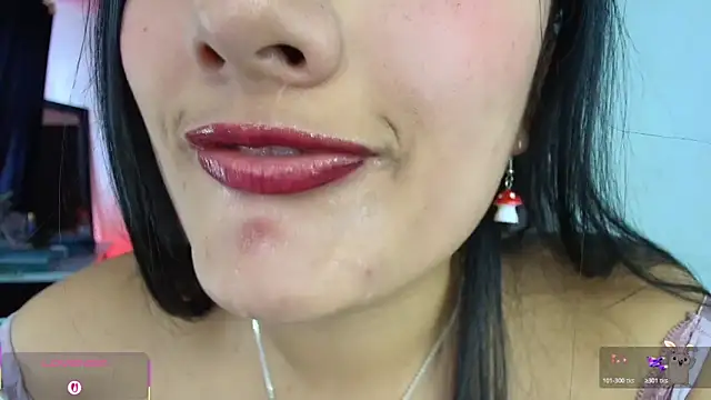 Hinata 21  online show from April 20, 2026, 9:16 pm