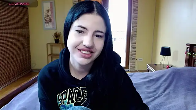 Malibu J online show from September 28, 2025, 12:43 pm