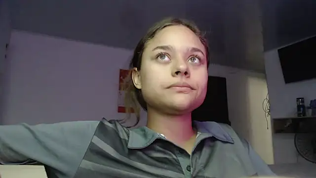 LittleCheerry69 online show from March 11, 2026, 4:13 pm