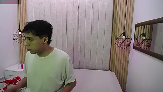 jakeyariana online show from November 24, 2025, 7:46 pm