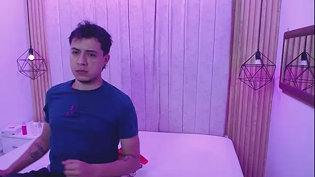 jakeyariana online show from December 4, 2025, 8:06 pm