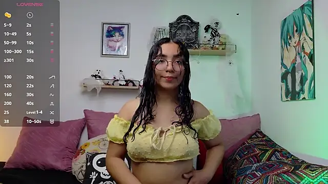 LucyDerby online show from October 27, 2025, 11:31 pm