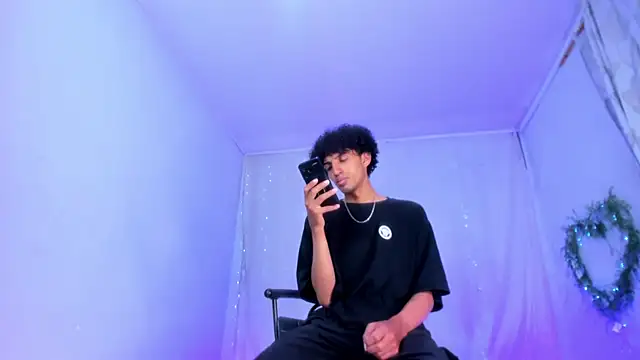 josesweet  online show from November 7, 2025, 3:28 am